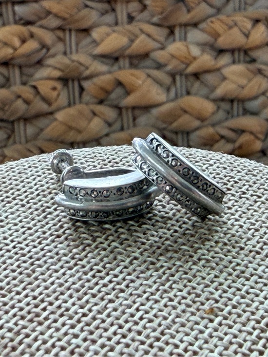 Jewelry - Vintage Deco Sterling Silver Screwback Earring Unpierced